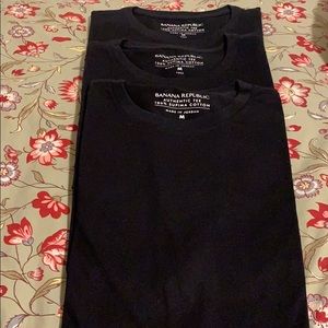 Banana republic authentic tee M pack of 3